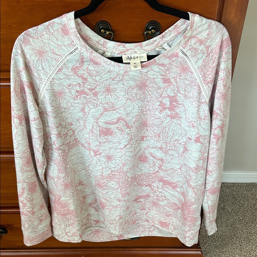 Style & Co. Pink and White Floral Sweatshirt